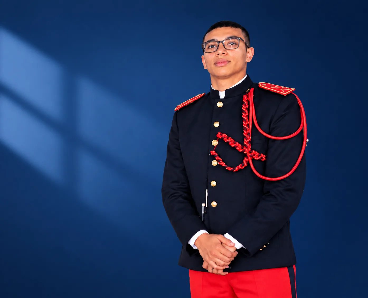 Portrait du Prof. BOURKAB Aymen en uniforme